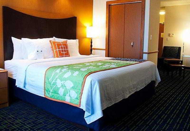 Fairfield Inn & Suites Tampa Fairgrounds/Casino Orient Park Eksteriør billede