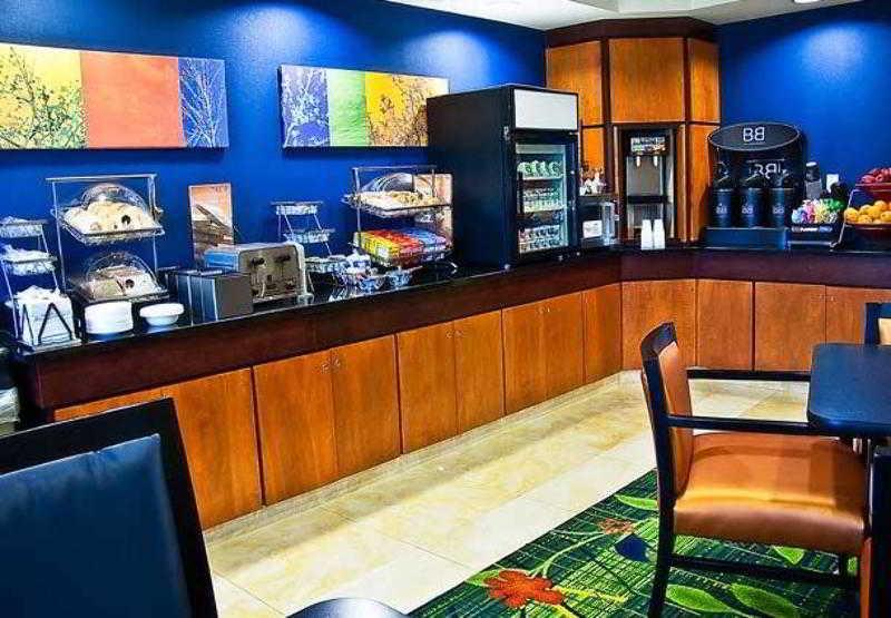 Fairfield Inn & Suites Tampa Fairgrounds/Casino Orient Park Eksteriør billede