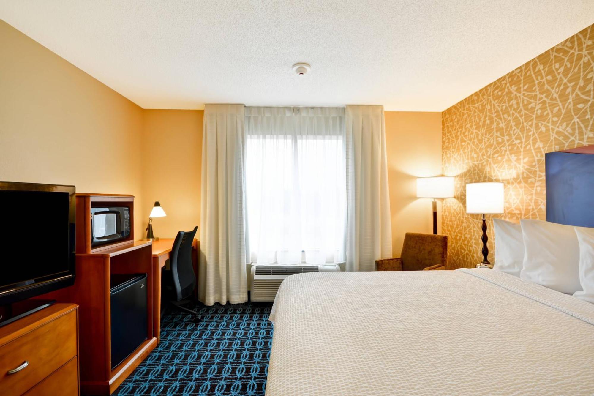 Fairfield Inn & Suites Tampa Fairgrounds/Casino Orient Park Eksteriør billede