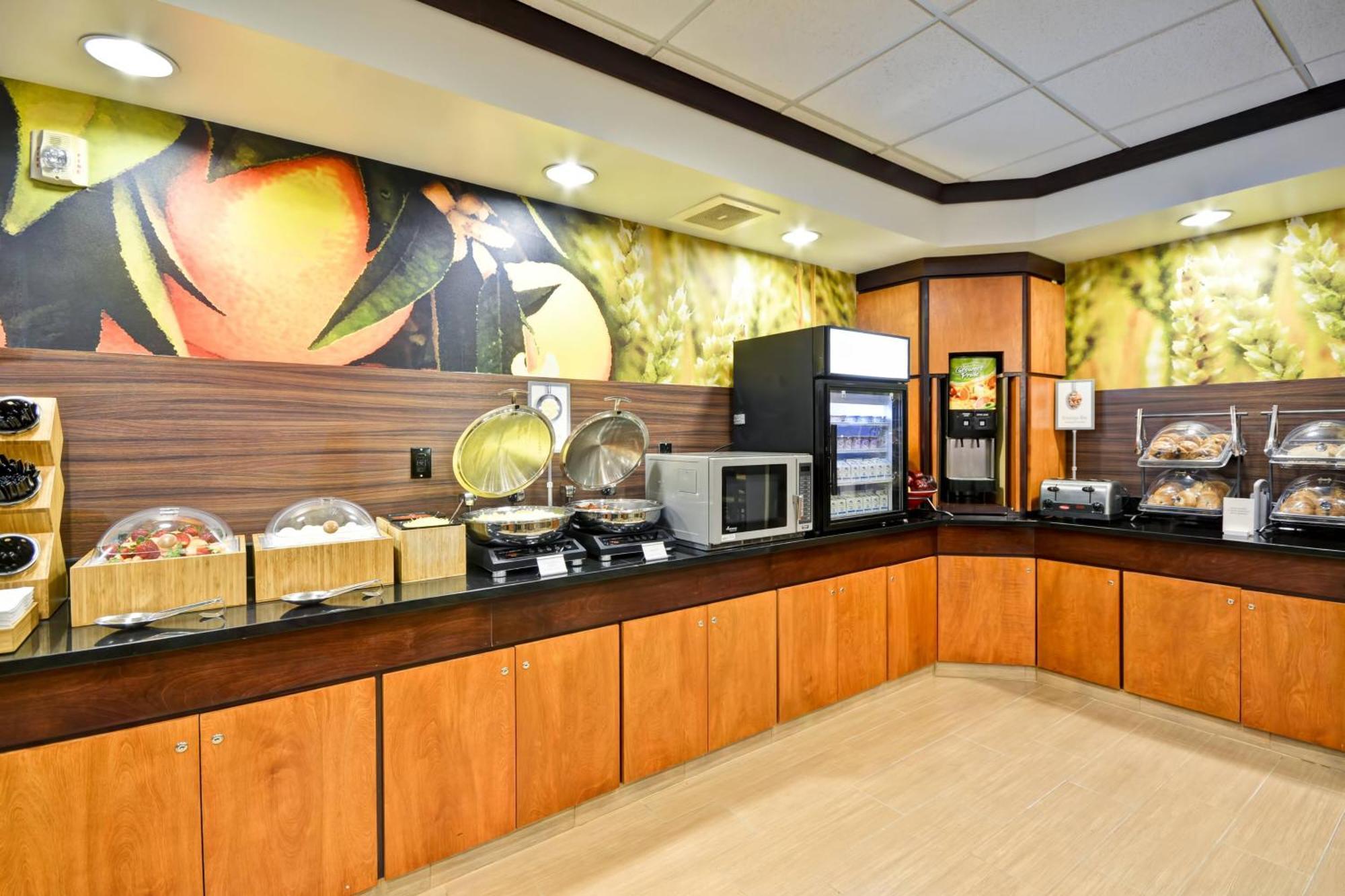 Fairfield Inn & Suites Tampa Fairgrounds/Casino Orient Park Eksteriør billede