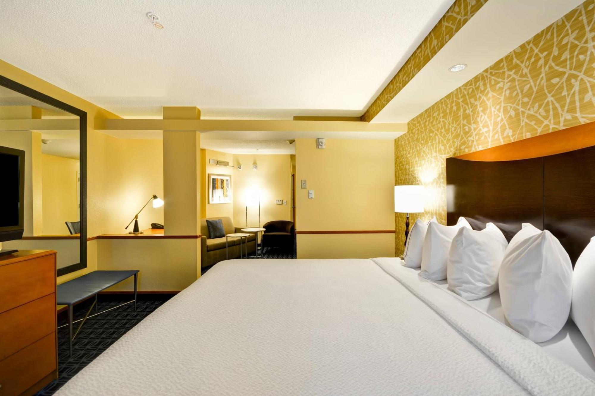 Fairfield Inn & Suites Tampa Fairgrounds/Casino Orient Park Eksteriør billede